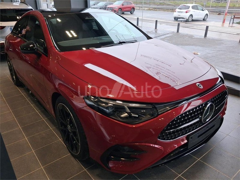 CLASE CLA 180 con tecnología híbrida