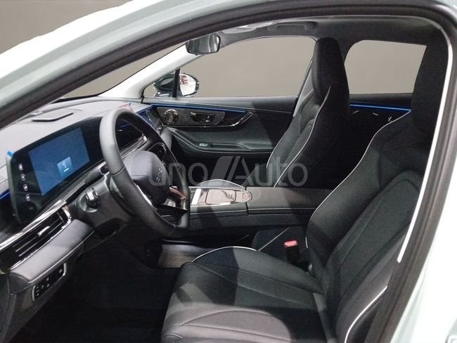 MY2 - Premium 1.6 TGDI 108kW (14cv)