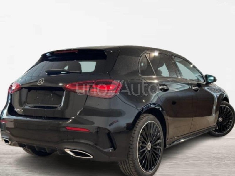 CLASE A 250 e con tecnología híbrida EQ