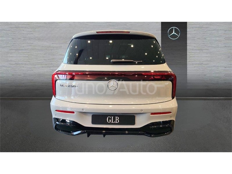 CLASE GLB 250+