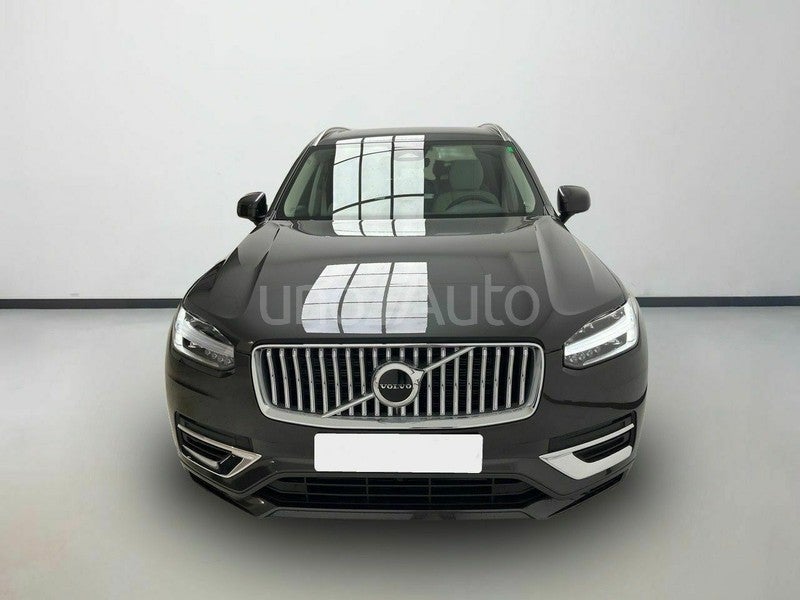 2.0 T8 AWD Core Recharge Auto