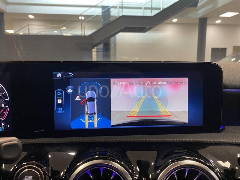 CLASE A 250 e con tecnología híbrida EQ