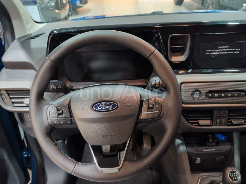 Tourneo Courier 1.0 Ecoboost Titanium