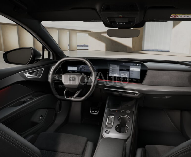 Q4 e-tron quattro Black line 220kW 82KWh