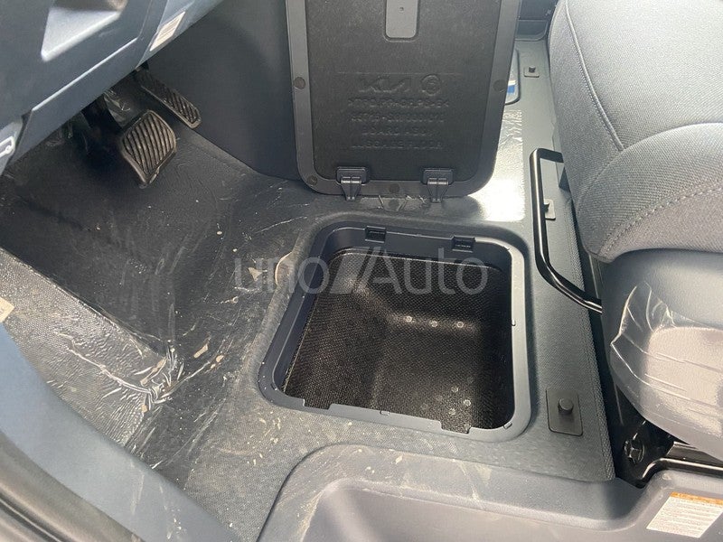 PV5 Passenger L2H1 Long Range Plus