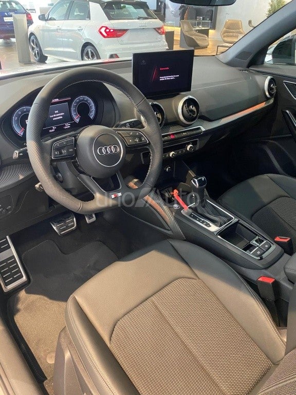 Q2 35 TFSI Adrenalin S tronic 110kW