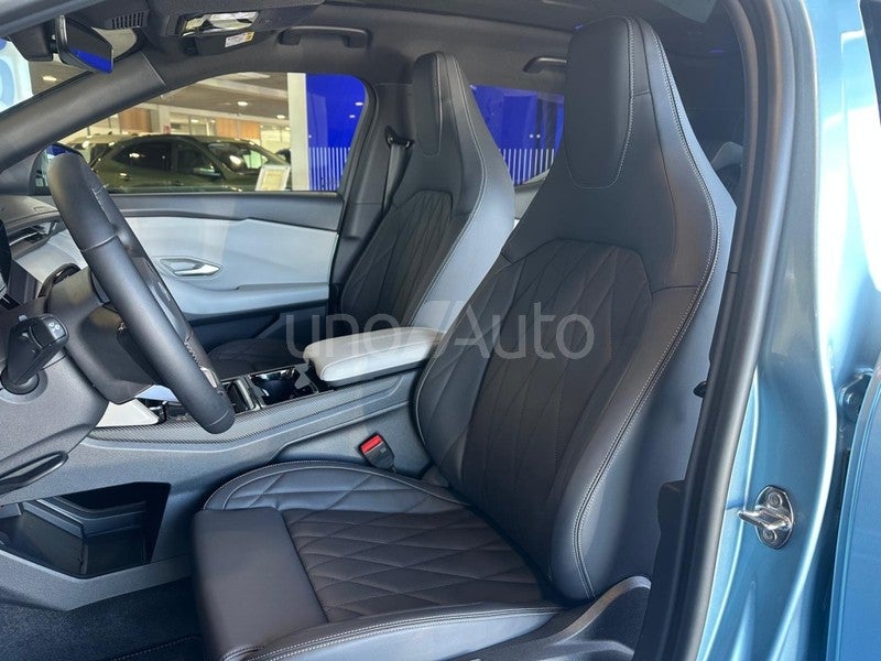 Explorer RWD Rango Extendido Premium  77kWh