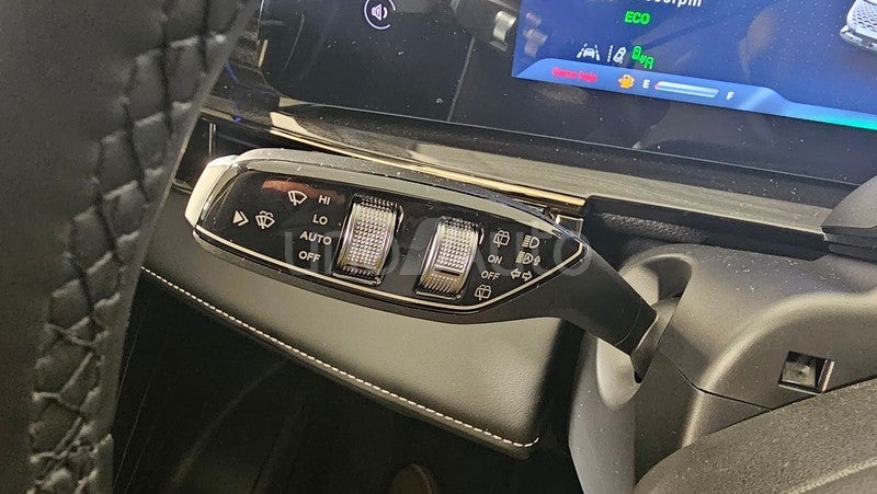MY2 - Premium 1.6 TGDI 108kW (14cv)