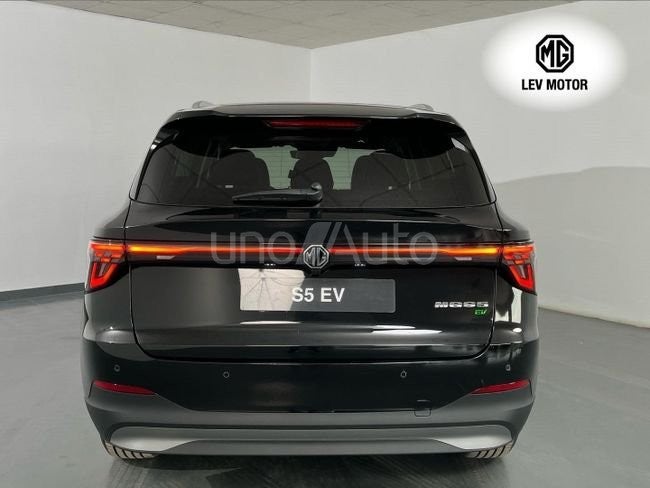 64kWh Luxury