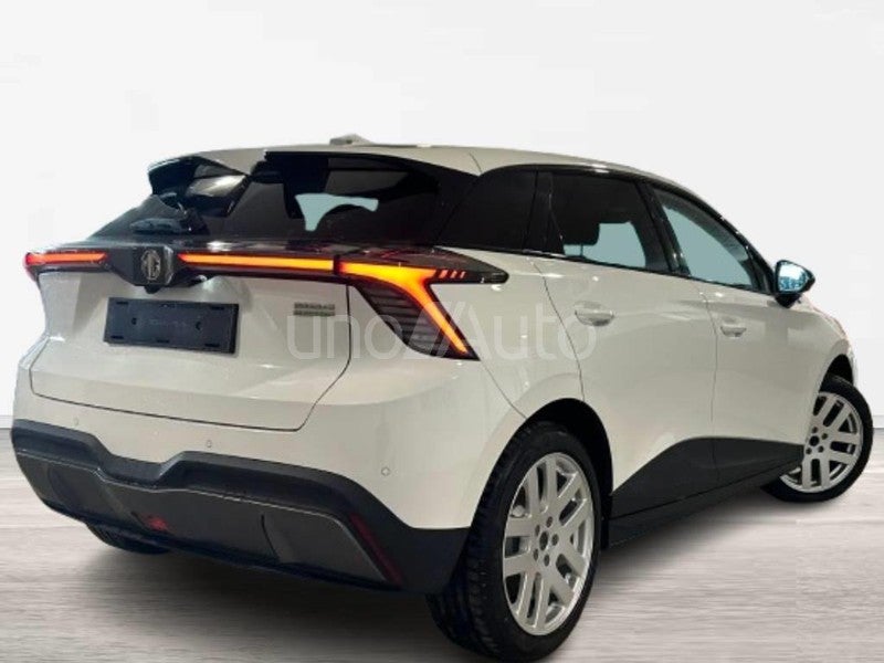 MG4 Luxury 64kWh