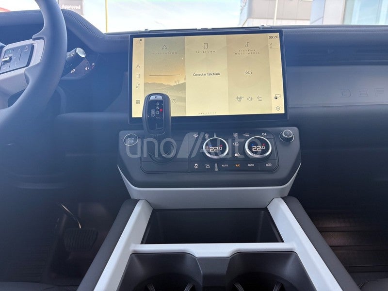 Defender 110 3.0D l6 MHEV S AWD Aut. 250