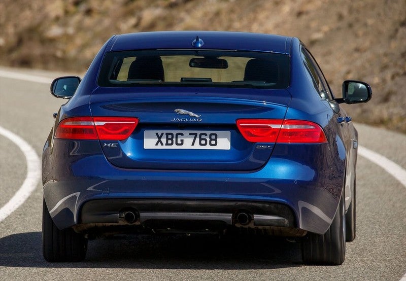 XE 2.0 I4 Pure Aut. 250
