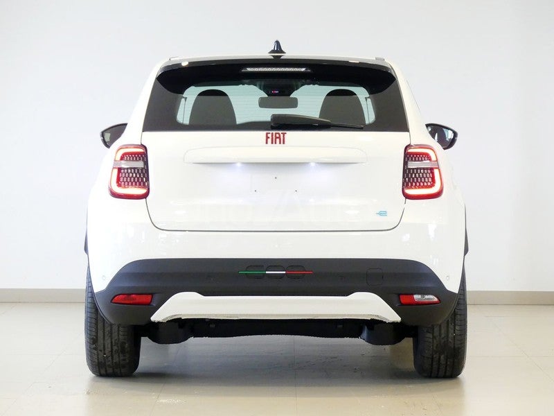 e RED 54kwh 115kw (156cv)