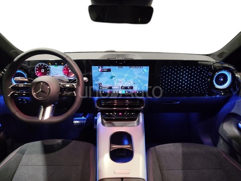 CLASE CLA 180 con tecnología híbrida