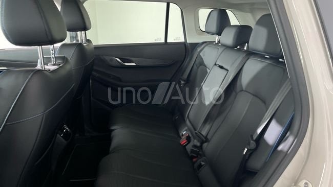 BEV Exclusive 1kW (211CV) Batería 61kW