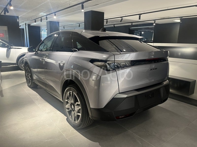 3008 Hybrid 136 Allure eDCS6
