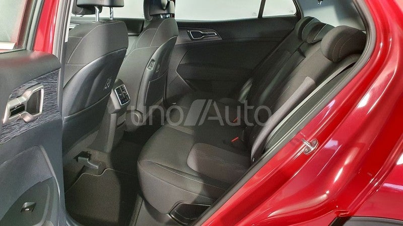 KIA Sportage 1.6 T-GDi MHEV 118kW (160CV) Drive 17