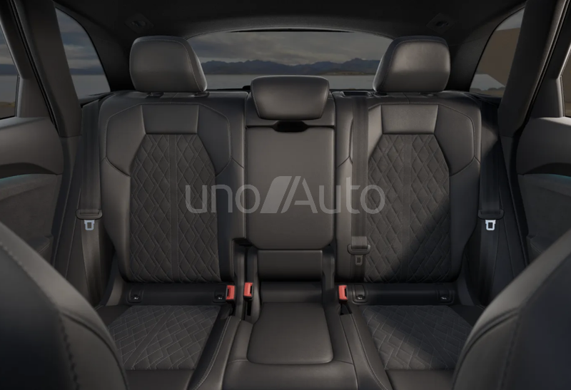 Q5 TFSI quattro S tronic Black line 150kW