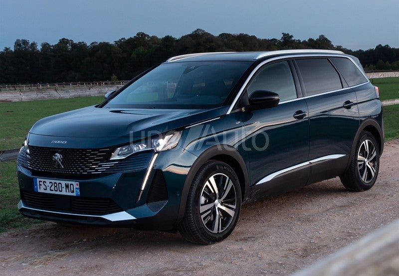 PEUGEOT 5008 SUV