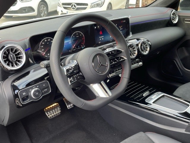 CLA 220d