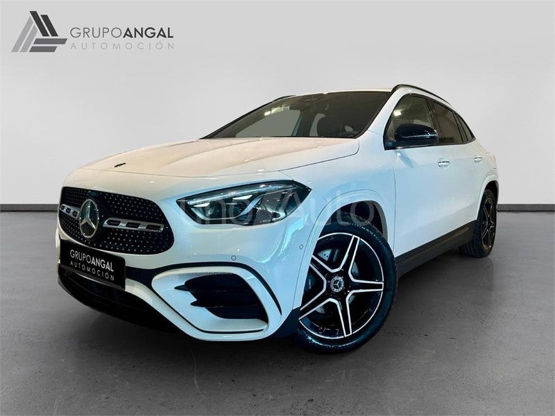 CLASE GLA 250 e con tecnología híbrida EQ