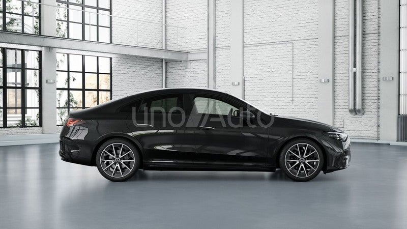 CLA CLA 180 con tecnología híbrida