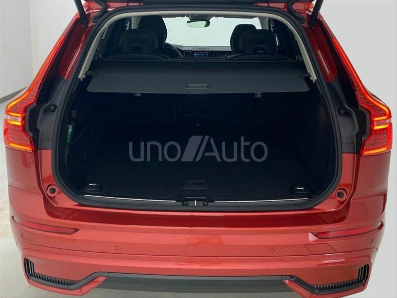2.0 T6 AWD Recharge Plus Dark Auto