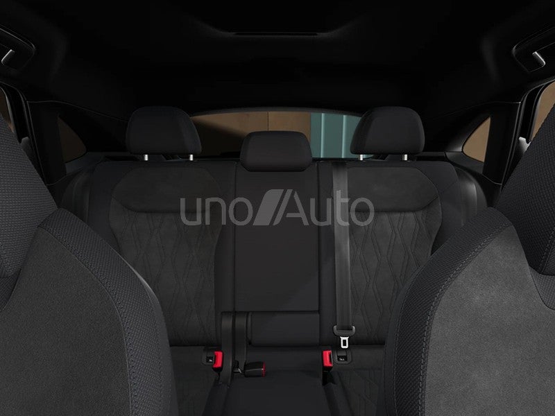 Q3 Sportback e-hybrid Black line S tronic 200kW