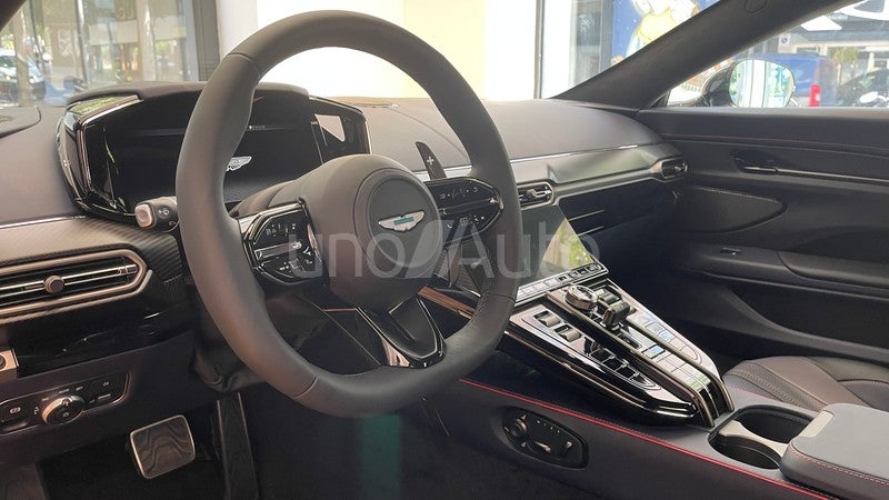 4.0 V8 Auto