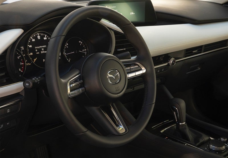 Mazda3 Sedán 2.0 e-Skyactiv-G Zenith 90kW