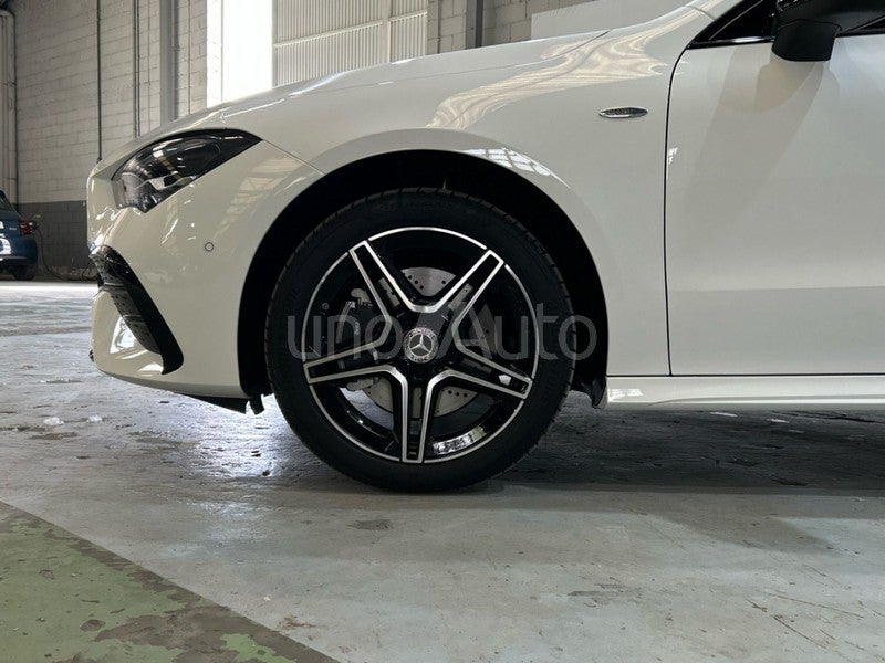 CLA Shooting Brake 250e 8G-DCT