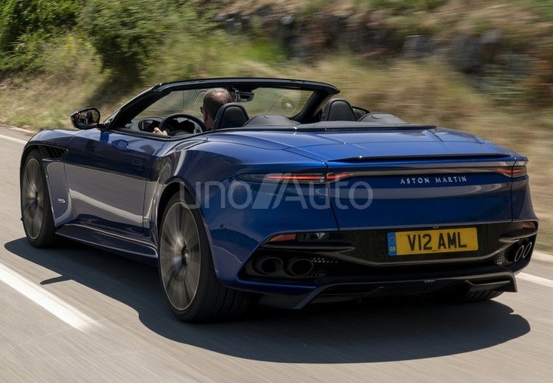 DBS Superleggera Volante