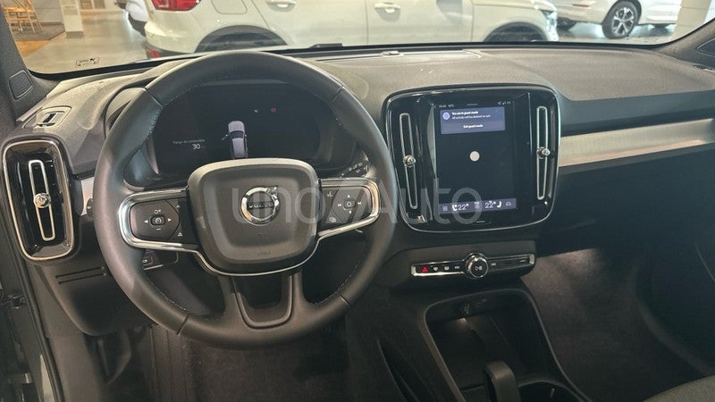 XC40 2.0 B3 MHEV CORE DCT 163 5P