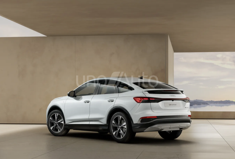 Q4 e-tron Sportback 45 Genuine edition 210kW 82KWh