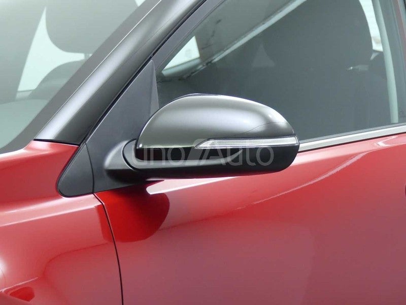 1.0 T-GDi 74kW (100CV) MHEV MT Drive