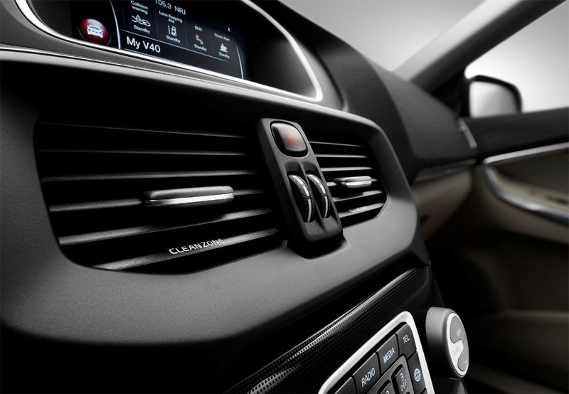 V40 D2 Momentum 120