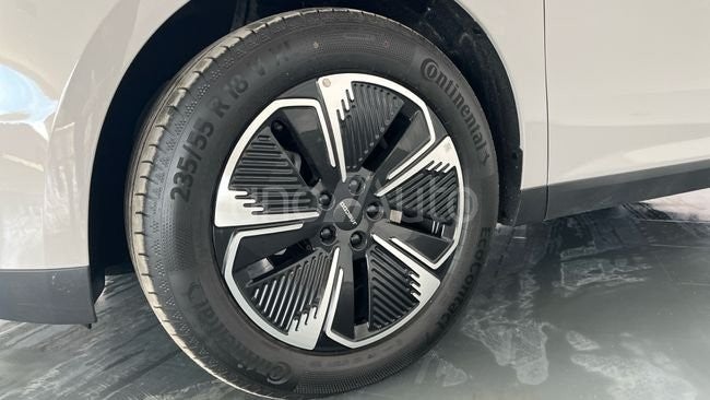 BEV Exclusive 1kW (211CV) Batería 61kW