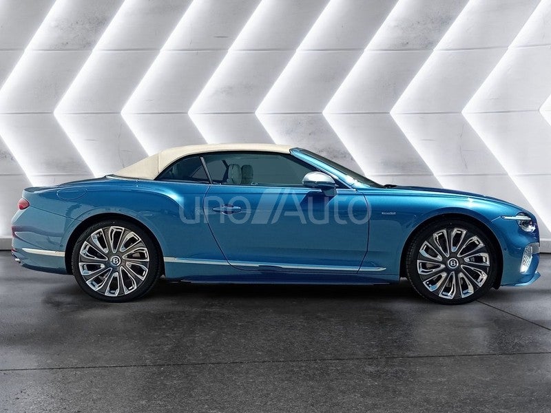 C V8 Speed Convertible
