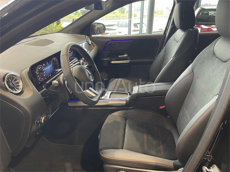 CLASE GLA 250 e con tecnología híbrida EQ