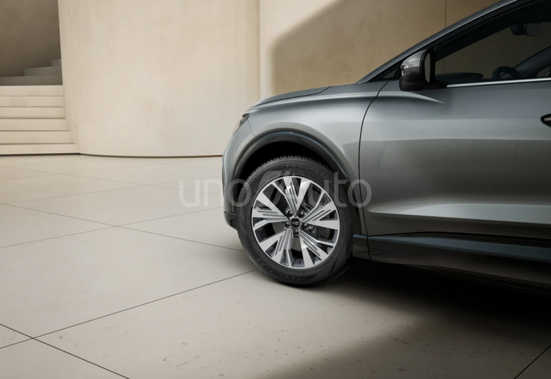 Q4 e-tron 40 Advanced 150kW 63KWh