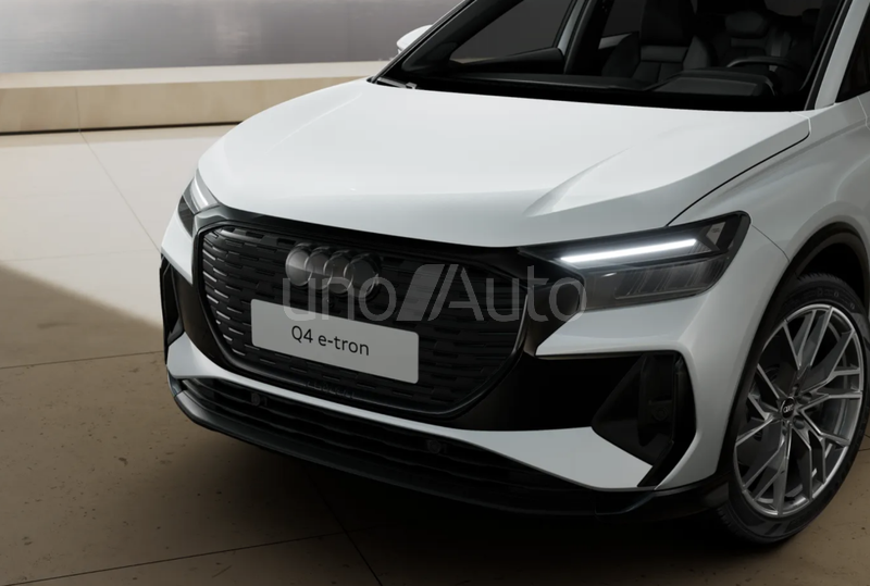 Q4 e-tron 45 Genuine edition 210kW 82KWh