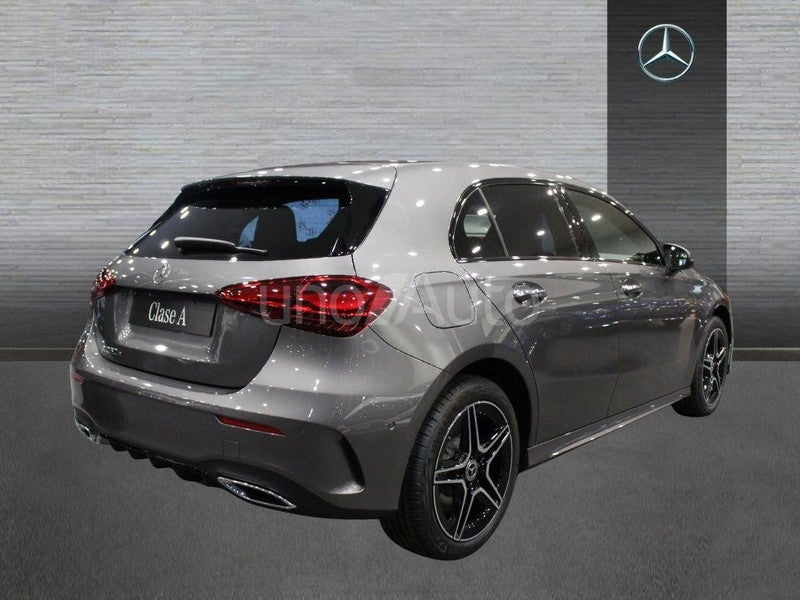 CLASE A 250 e con tecnología híbrida EQ