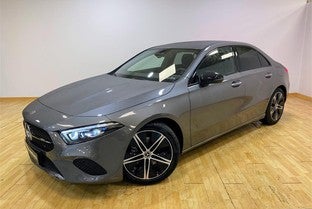 MERCEDES-BENZ Clase A 180 d Sedán