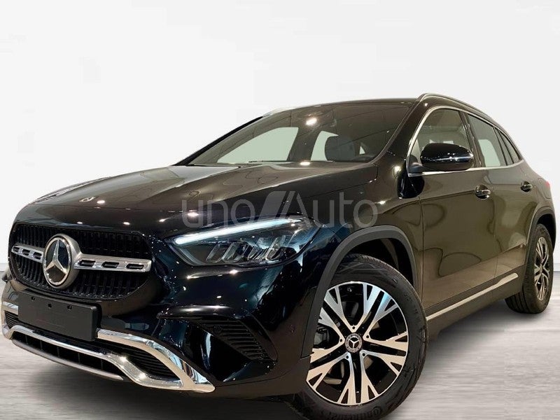 CLASE GLA 250 e con tecnología híbrida EQ