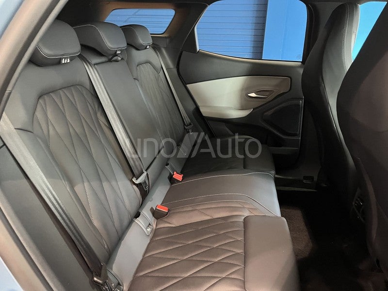 Capri RWD Rango Extendido Premium 77kWh