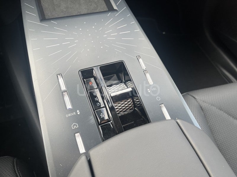 DS Nº8 Étoile FWD 74KWh