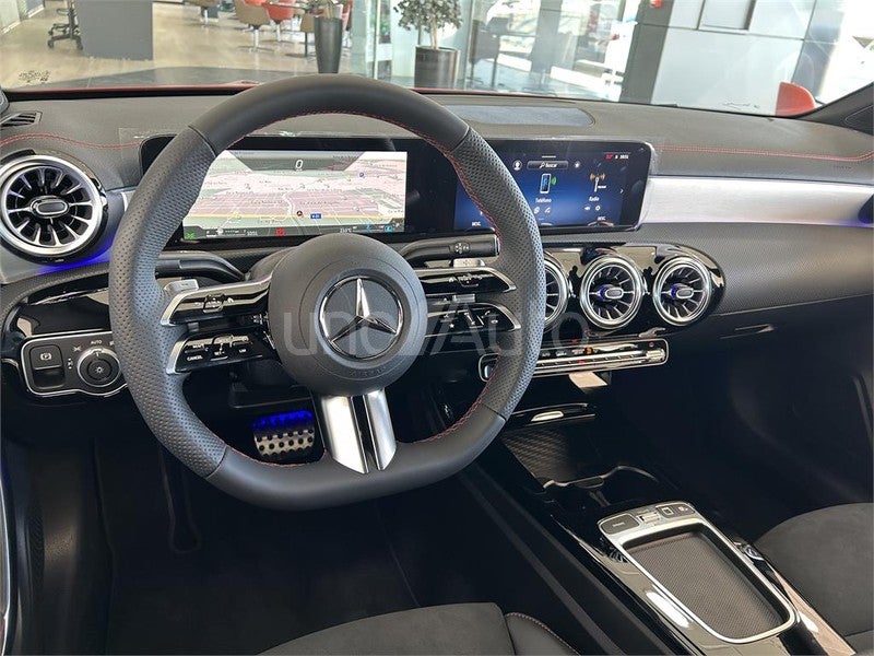 CLASE CLA 200 D DCT