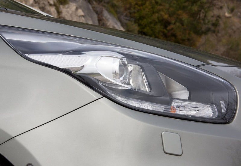 Carens 1.6 GDi Concept 135