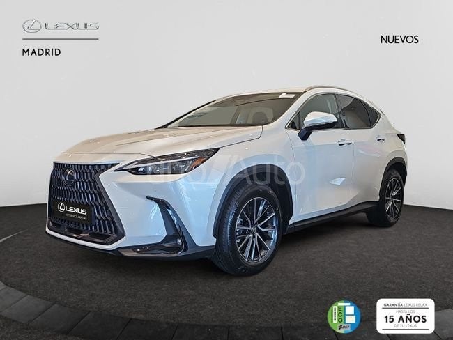 NX 450h+ Premium+ 4WD