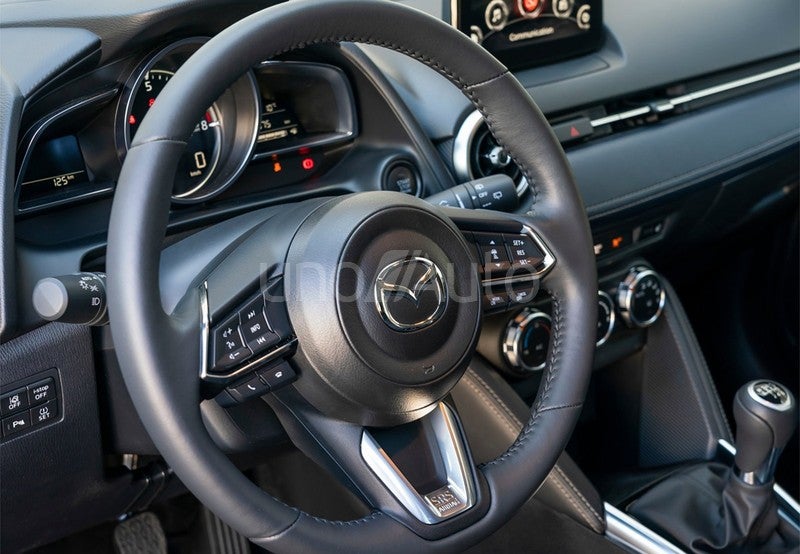 Mazda2 1.5 e-Skyactiv G Center-Line Convenience 66kW